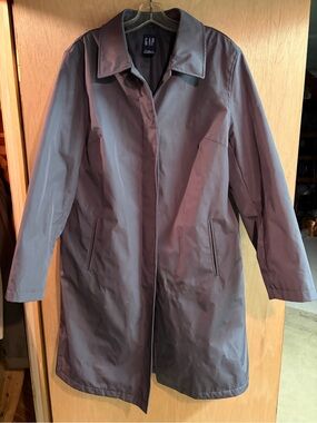 GAP Mens Classic Rain Coat - Slate Gray size large
